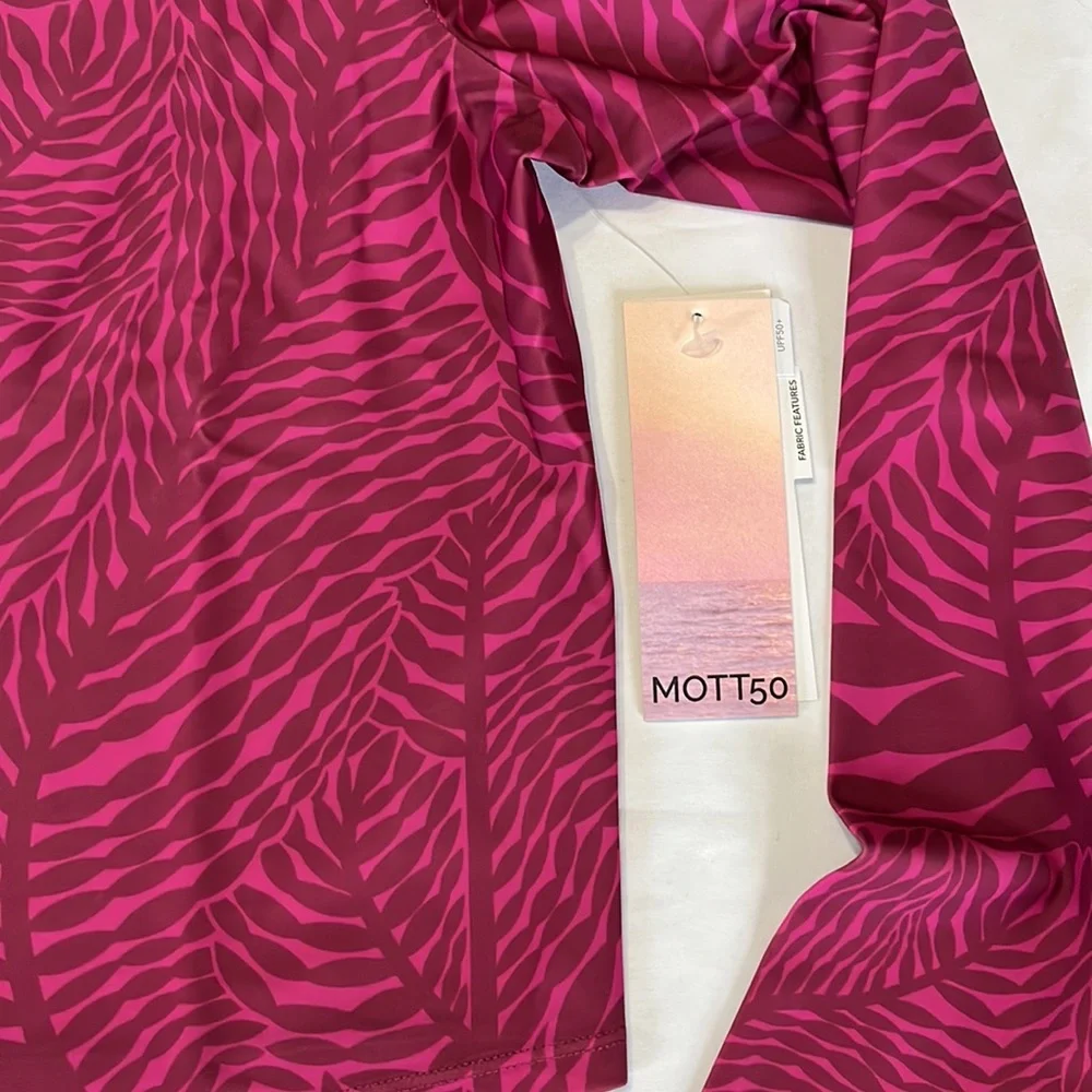 Mott50 Coco Crew Neck Rashguard in Magenta Ocean Print L and XL - Picture 4 of 11